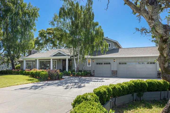 348 Los Robles Road, Soquel, California 95073