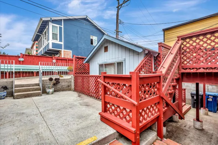 796 Saint Francis Boulevard, Daly City, California 94015