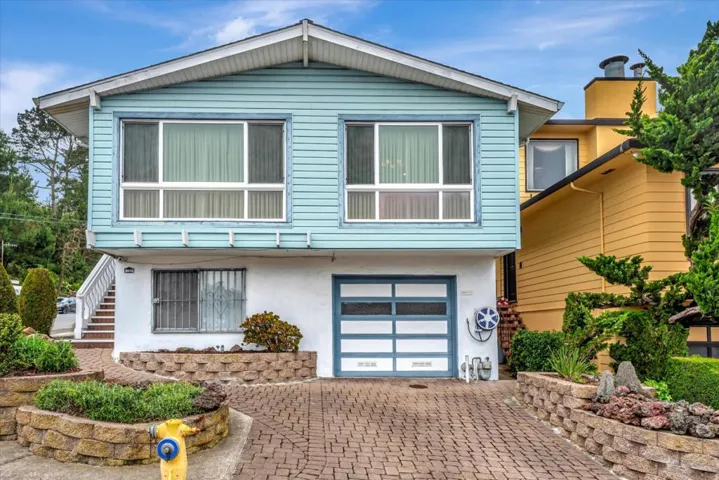796 Saint Francis Boulevard, Daly City, California 94015