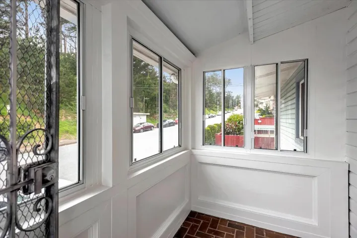 796 Saint Francis Boulevard, Daly City, California 94015