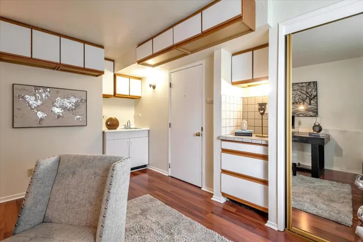 796 Saint Francis Boulevard, Daly City, California 94015