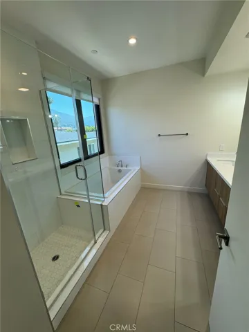 507 N Santa Anita Avenue B, Arcadia, California 91006