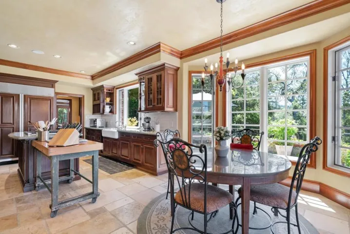 5042 Wildberry Lane, Soquel, California 95073