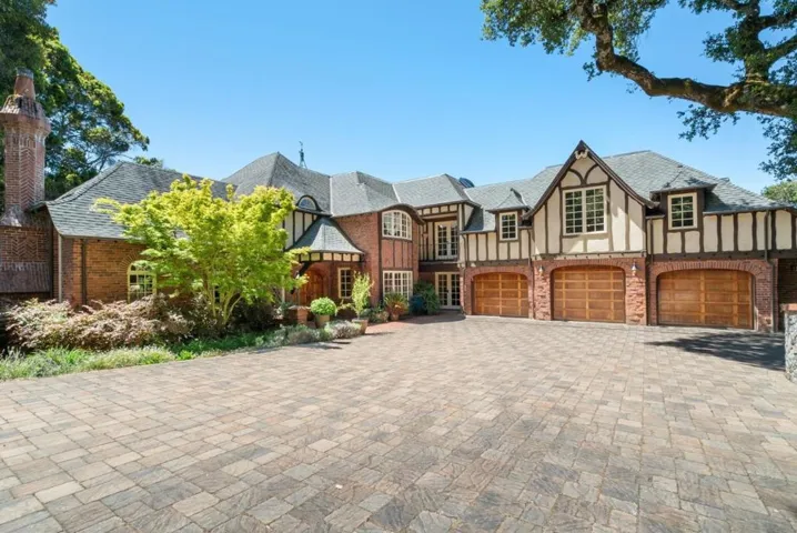 5042 Wildberry Lane, Soquel, California 95073