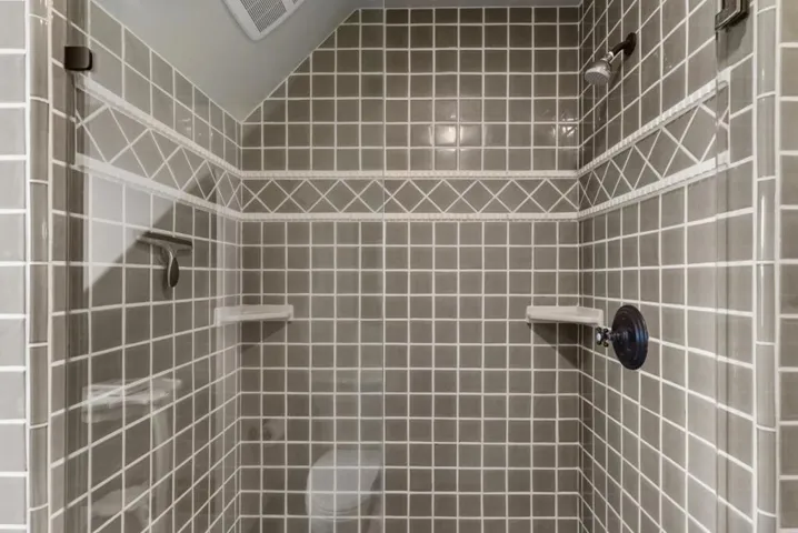 5042 Wildberry Lane, Soquel, California 95073