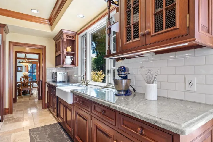 5042 Wildberry Lane, Soquel, California 95073