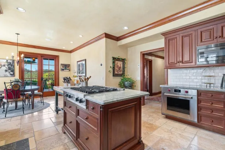 5042 Wildberry Lane, Soquel, California 95073