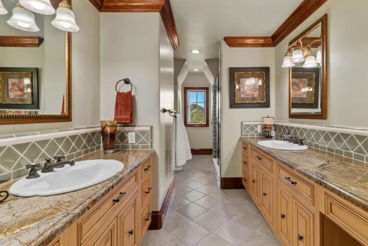 5042 Wildberry Lane, Soquel, California 95073