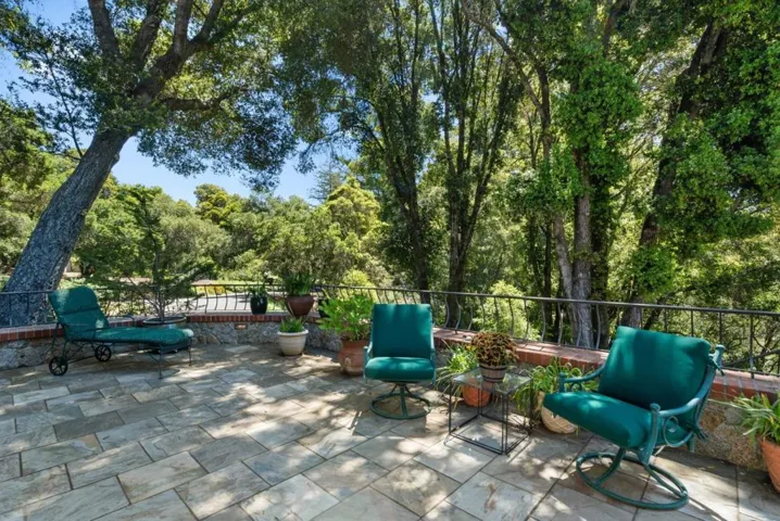 5042 Wildberry Lane, Soquel, California 95073