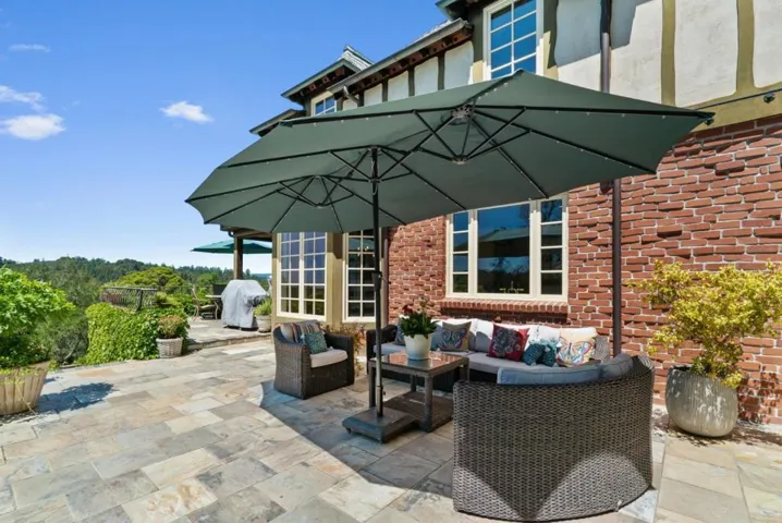 5042 Wildberry Lane, Soquel, California 95073