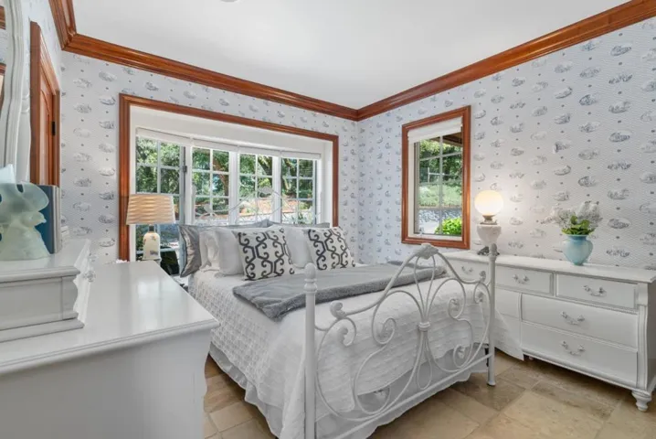 5042 Wildberry Lane, Soquel, California 95073