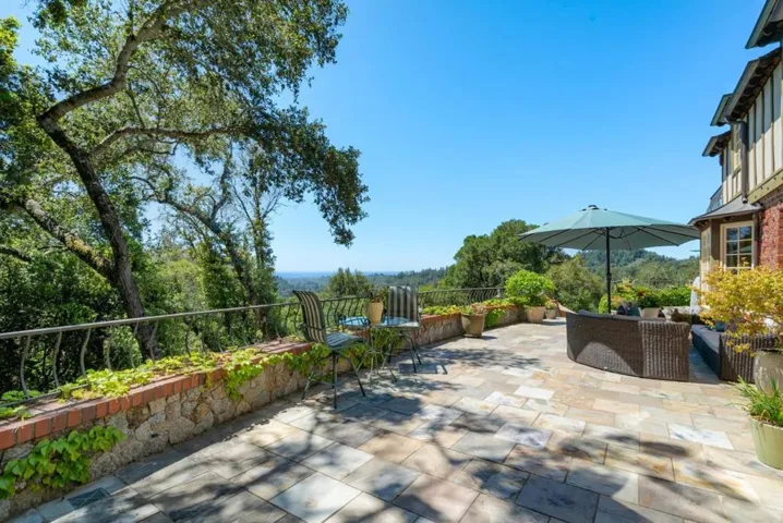 5042 Wildberry Lane, Soquel, California 95073