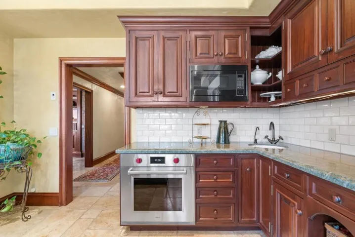 5042 Wildberry Lane, Soquel, California 95073