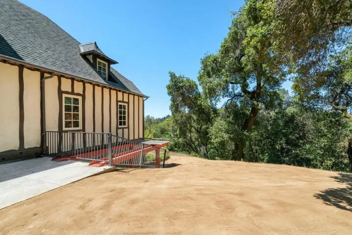5042 Wildberry Lane, Soquel, California 95073