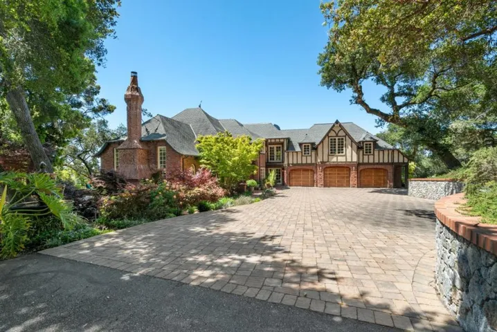 5042 Wildberry Lane, Soquel, California 95073