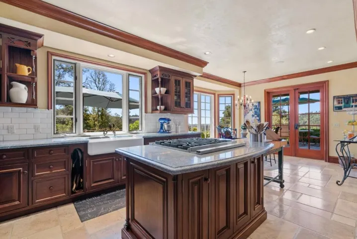 5042 Wildberry Lane, Soquel, California 95073