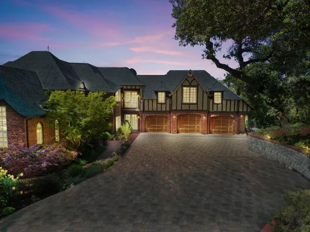 5042 Wildberry Lane, Soquel, California 95073