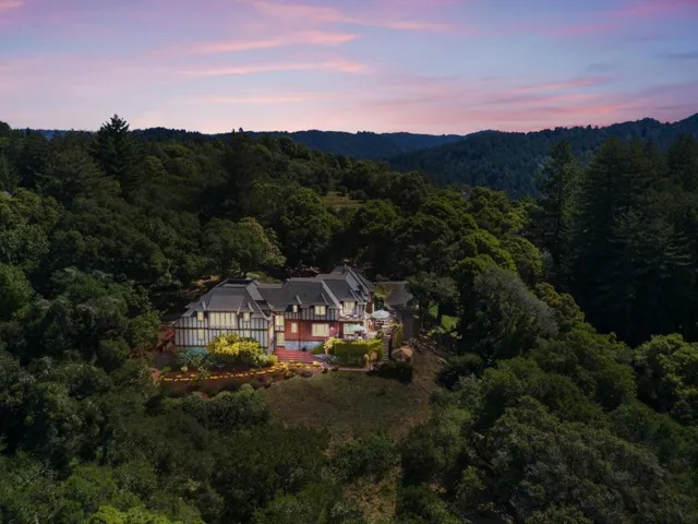 5042 Wildberry Lane, Soquel, California 95073