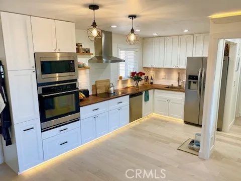15 15th Street 10, Hermosa Beach, California 90254
