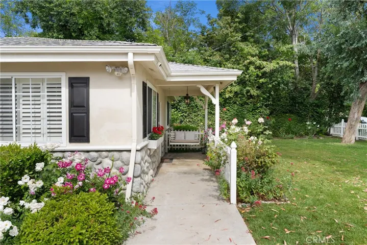 23219 Canzonet Street, Woodland Hills, California 91367