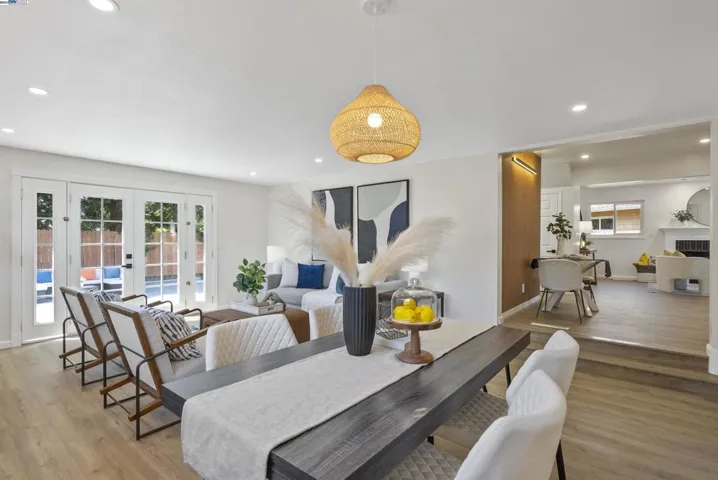 Huge Oversized Family Room