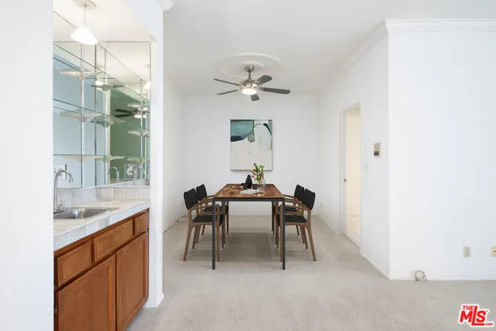 1375 Kelton Avenue 405, Los Angeles, California 90024