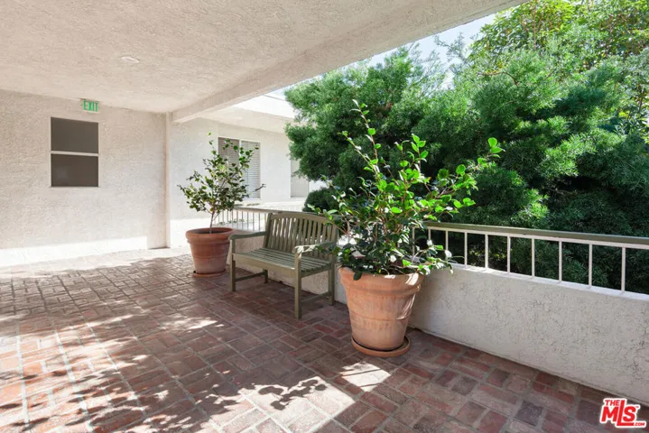 1375 Kelton Avenue 405, Los Angeles, California 90024