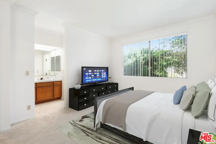 1375 Kelton Avenue 405, Los Angeles, California 90024