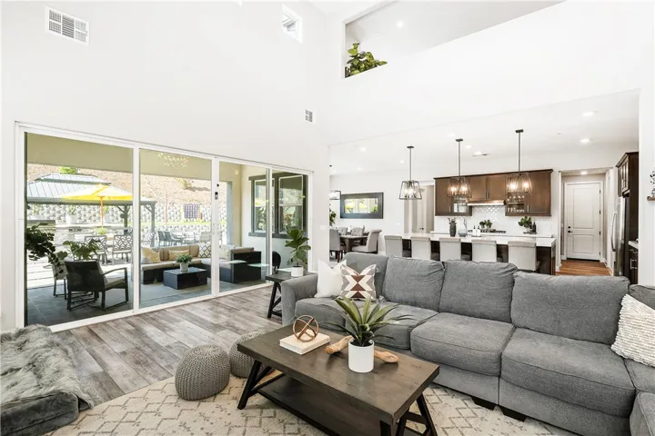 22171 Long Trot Drive, Escondido, California 92029
