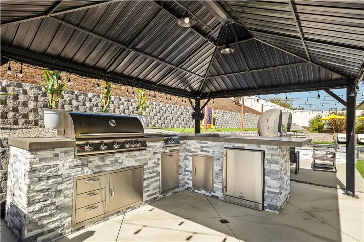 22171 Long Trot Drive, Escondido, California 92029