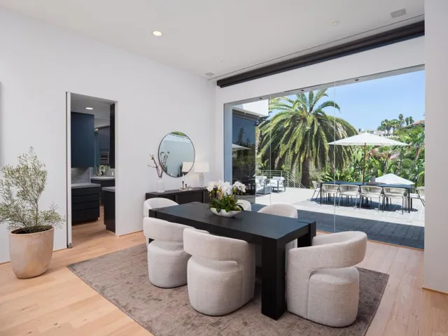 14821 Calle Montelibano, Rancho Santa Fe, California 92067
