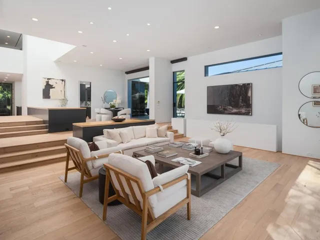 14821 Calle Montelibano, Rancho Santa Fe, California 92067