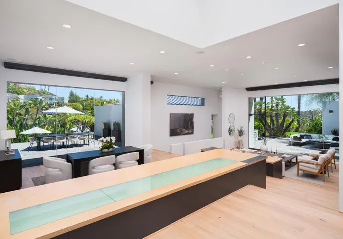 14821 Calle Montelibano, Rancho Santa Fe, California 92067