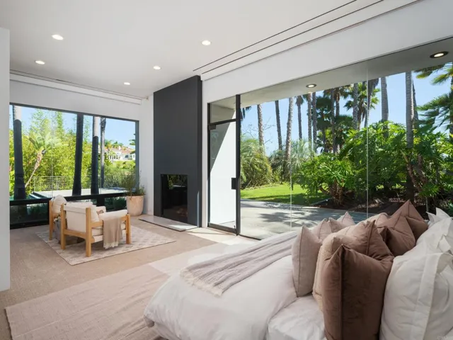 14821 Calle Montelibano, Rancho Santa Fe, California 92067