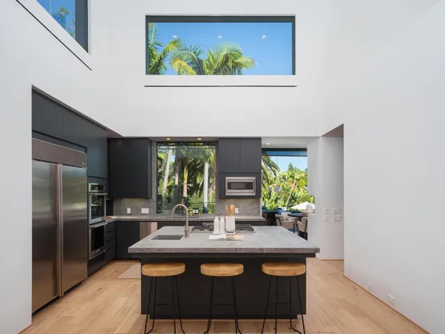 14821 Calle Montelibano, Rancho Santa Fe, California 92067