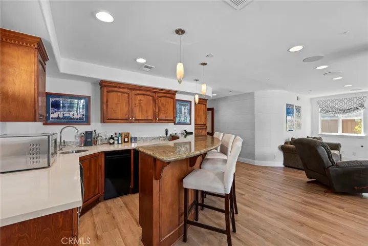 727 Avenue A, Redondo Beach, California 90277