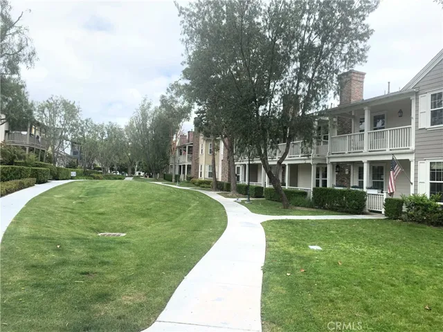 Greenbelt in front of the home