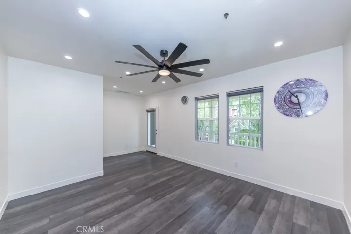 View toward sitting area & private balcony