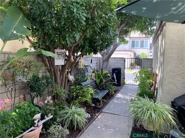 5524 E Vista Del Rio, Anaheim Hills, California 92807