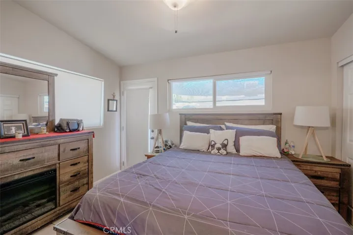 587 El Placer Road 4, Palm Springs, California 92264