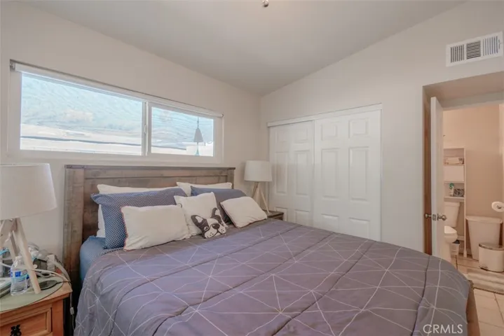 587 El Placer Road 4, Palm Springs, California 92264