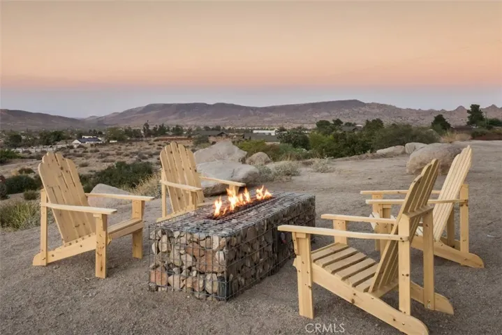 Fire pit with views of the stars