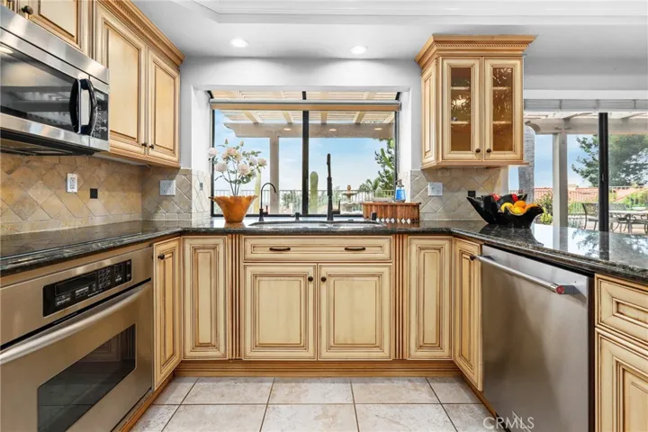 21201 Ponderosa, Mission Viejo, California 92692