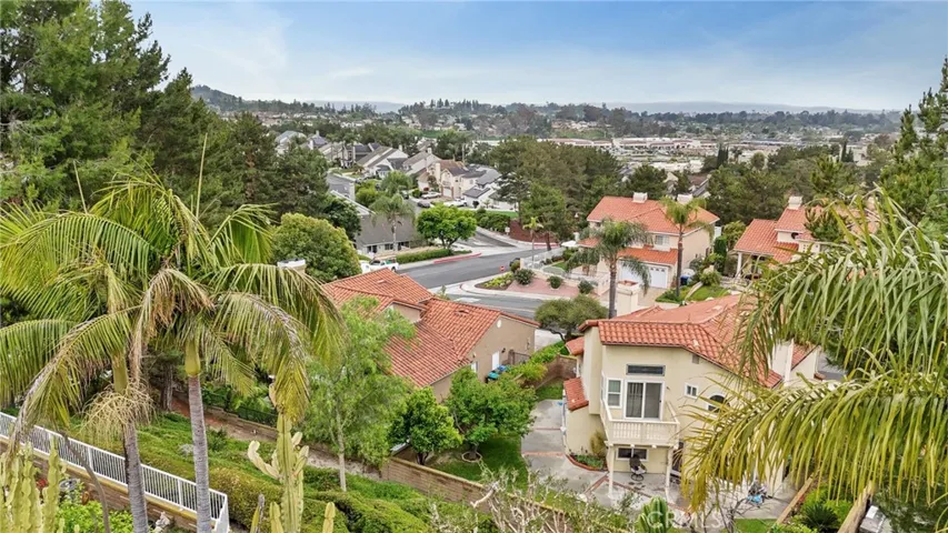 21201 Ponderosa, Mission Viejo, California 92692