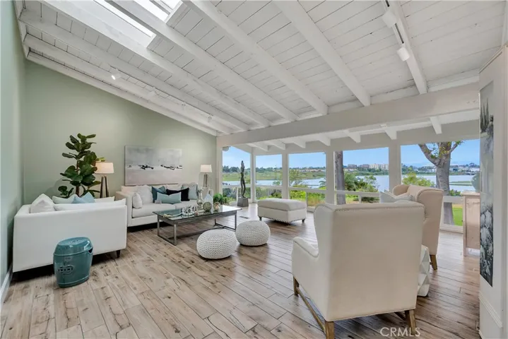 531 Playa, Newport Beach, California 92660