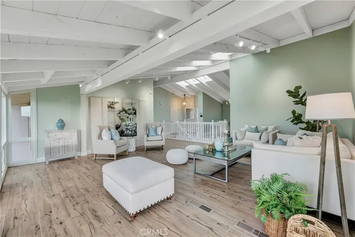 531 Playa, Newport Beach, California 92660