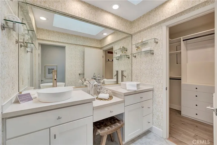 531 Playa, Newport Beach, California 92660