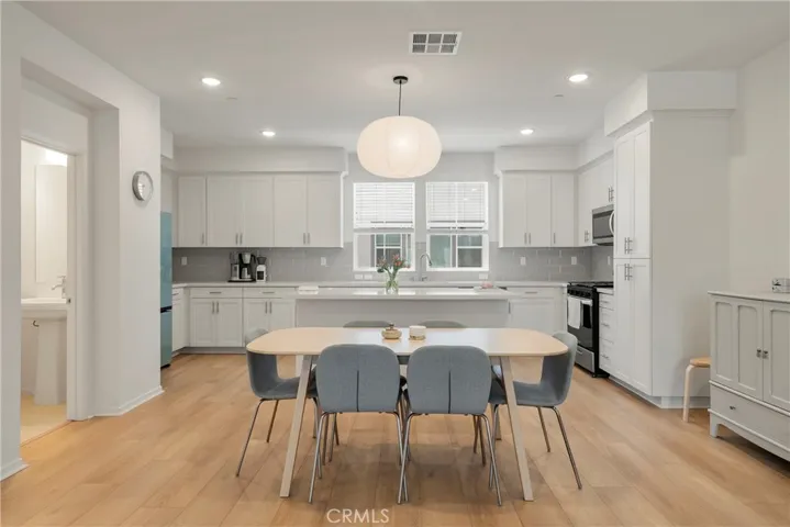 486 Carina Glen, Escondido, California 92025