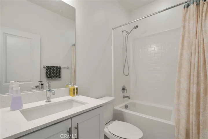 486 Carina Glen, Escondido, California 92025