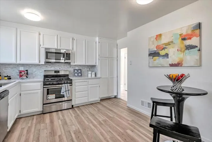 10 Cobblestone Square, Daly City, California 94014